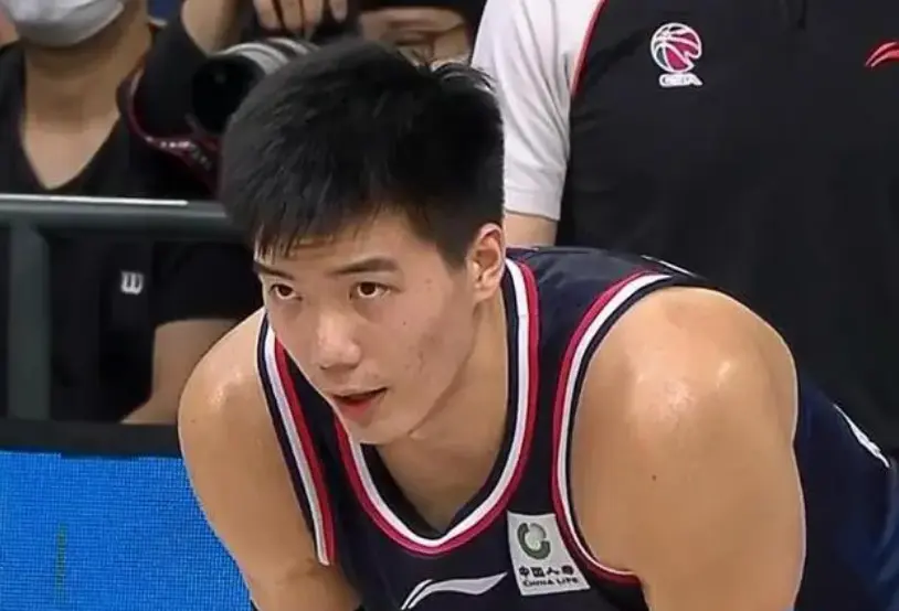 广东队十分, 广东队都将, 广东受阻