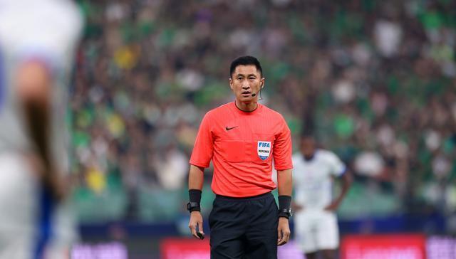 更多机会, 年度十一人