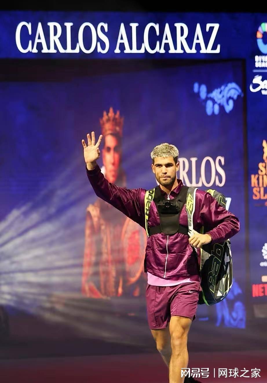 价值不菲的, dingy 价值不菲的, dingy