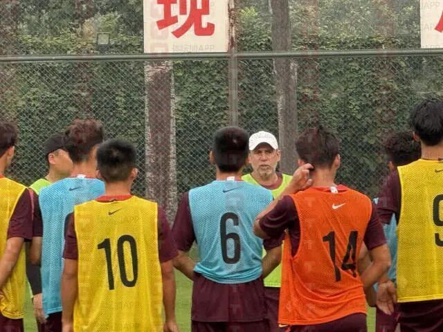 CoL, 除了国内球, 刚刚结束在 CoL, 除了国内球, 刚刚结束在