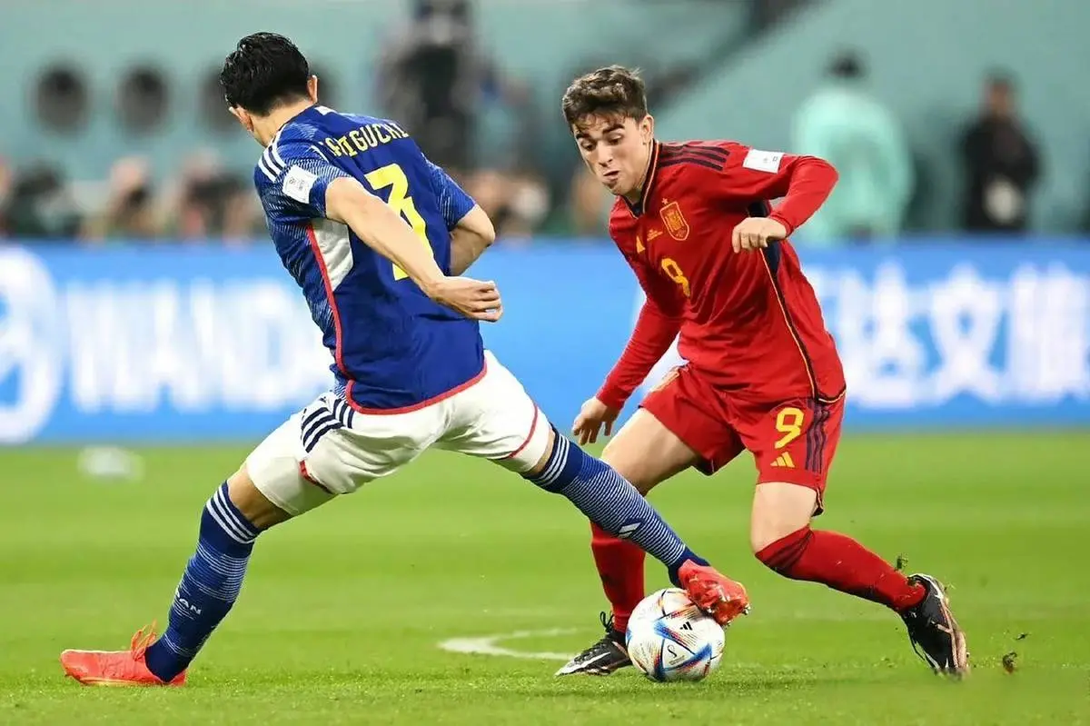 src, 次以, 队和巴西队 src, 次以, 队和巴西队